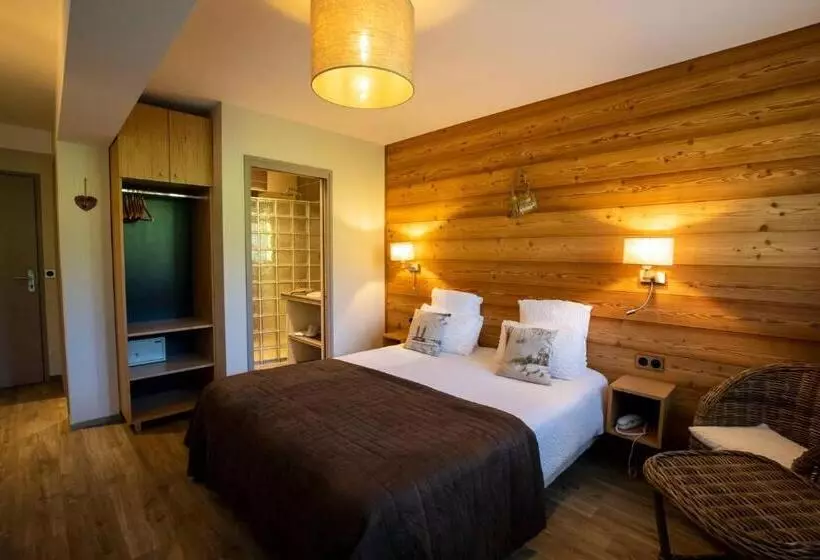 호텔 Logis Le Vernay