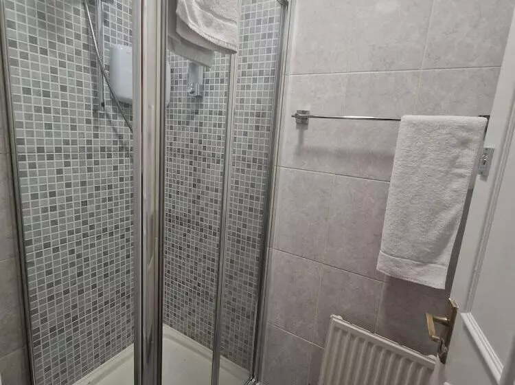 בית מלון כפרי Lyndon Guesthouse