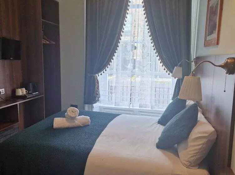 בית מלון כפרי Lyndon Guesthouse