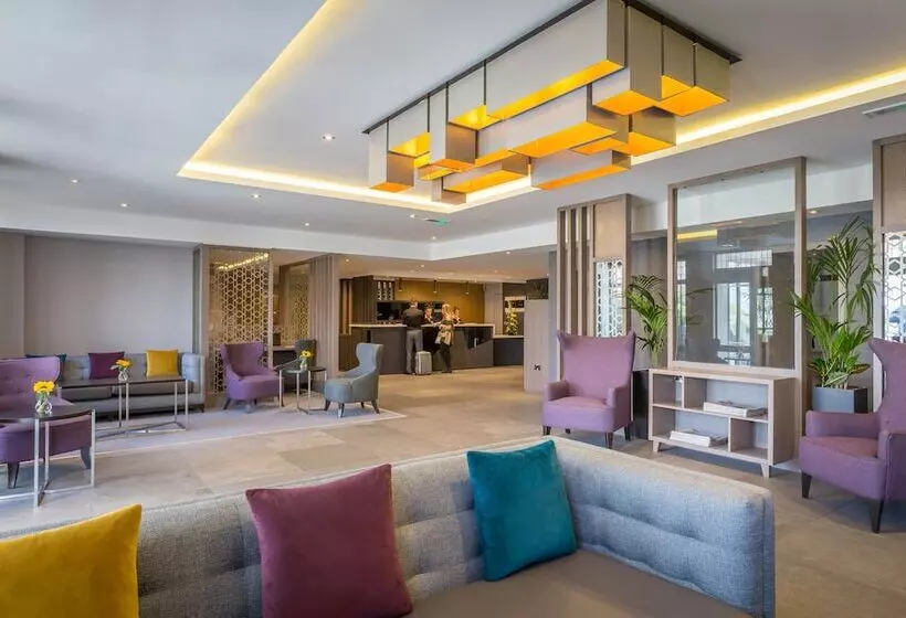 Maldron Hotel, Newlands Cross