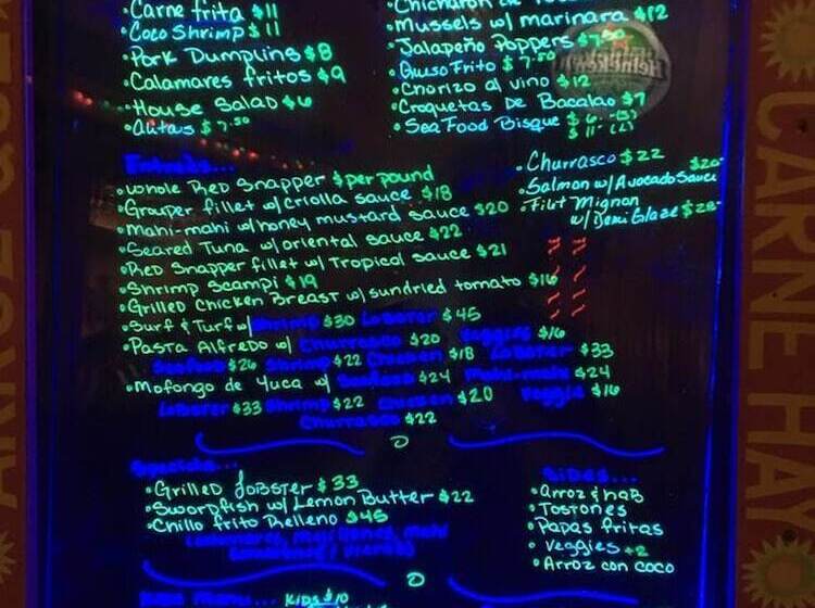 هتل Mamacitas Guest House