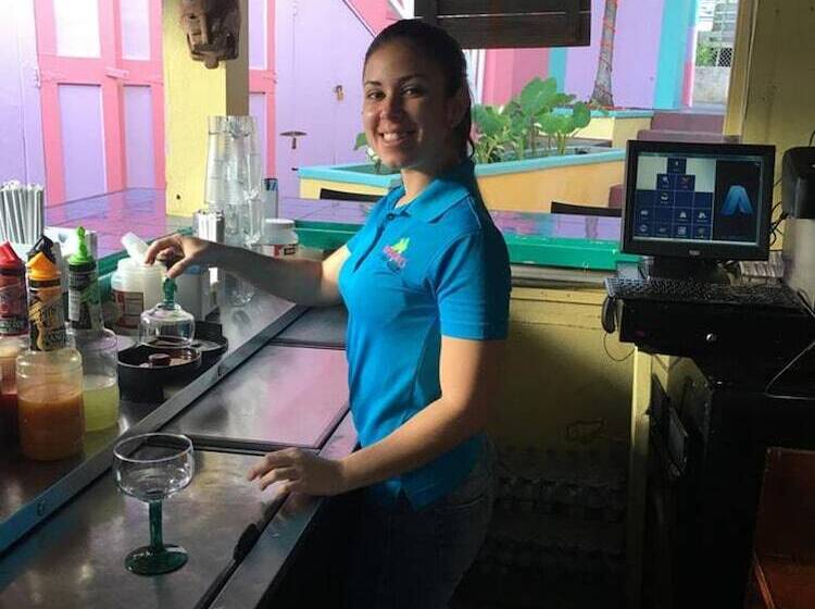 هتل Mamacitas Guest House