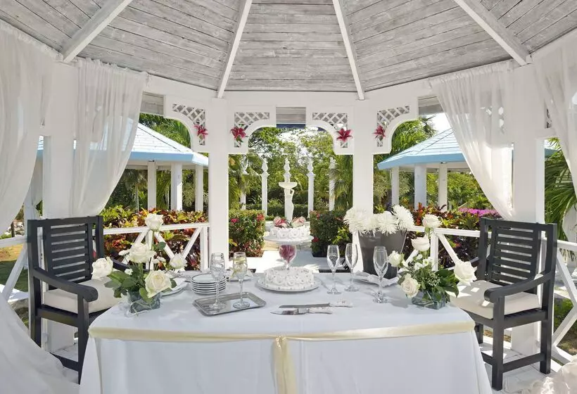 هتل Meliá Cayo Coco - Adults Only