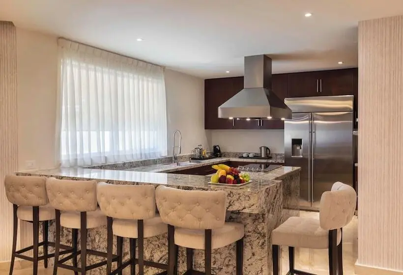 Hotelli Moon Palace Cancun  All Inclusive