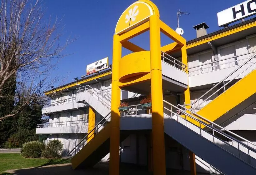 Hotel Premiere Classe Avignon Parc Des Expositions