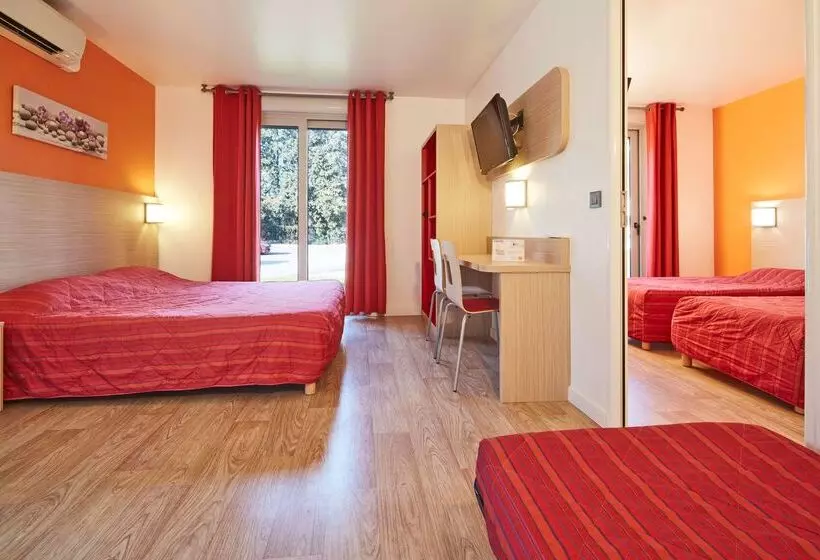 Hotel Premiere Classe Avignon Parc Des Expositions