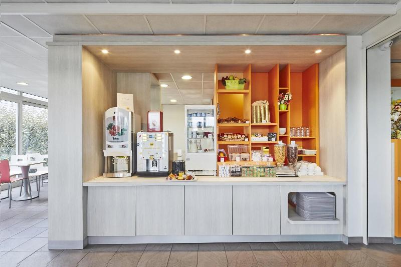 Hotel Premiere Classe Avignon Parc Des Expositions