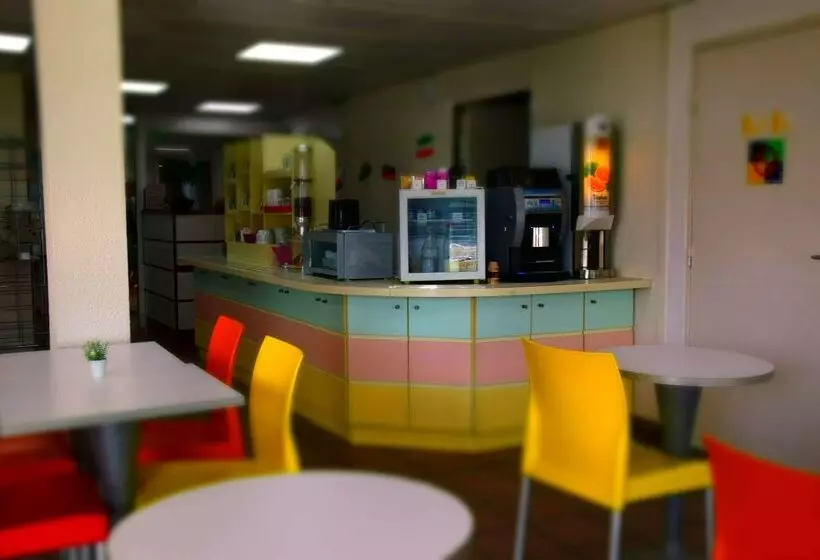 Отель Premiere Classe Bordeaux Sud  Pessac Bersol