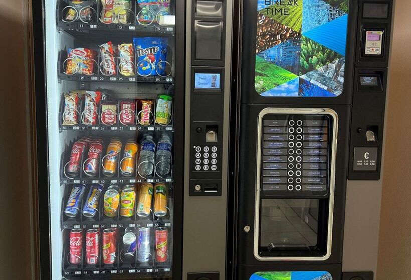 酒店 Premiere Classe Dunkerque  Saint Pol Sur Mer