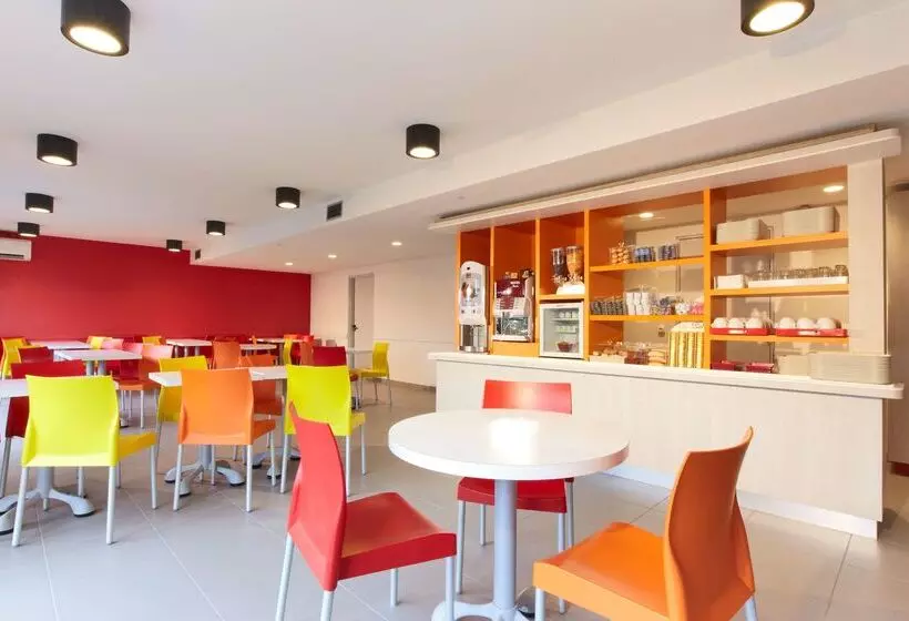 Отель Premiere Classe Dunkerque  Saint Pol Sur Mer