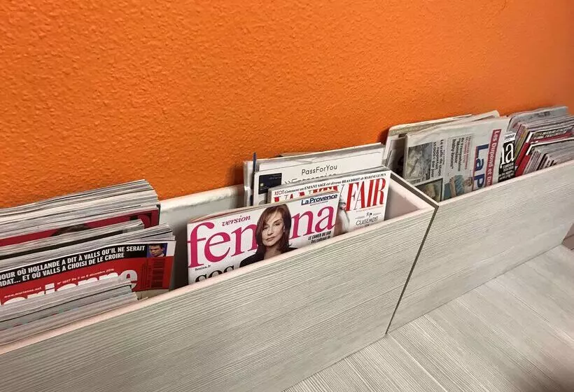 ホテル Premiere Classe Marseille La Valentine