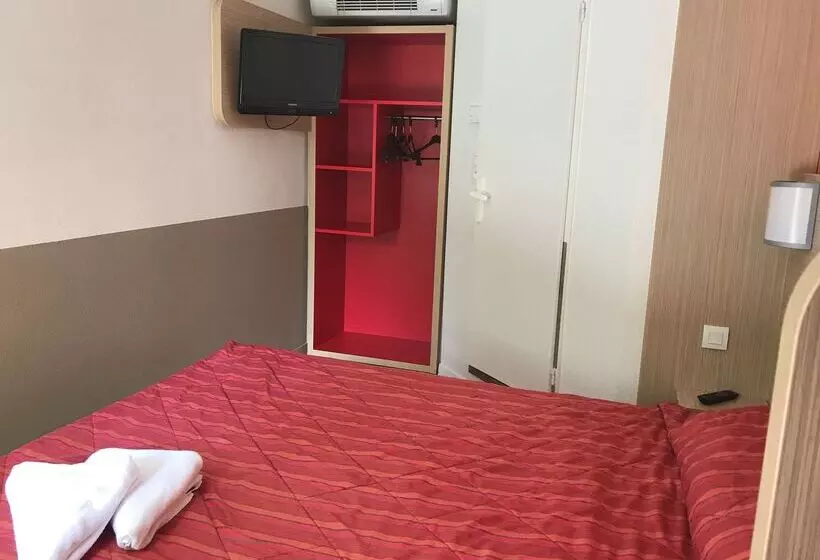 ホテル Premiere Classe Marseille La Valentine