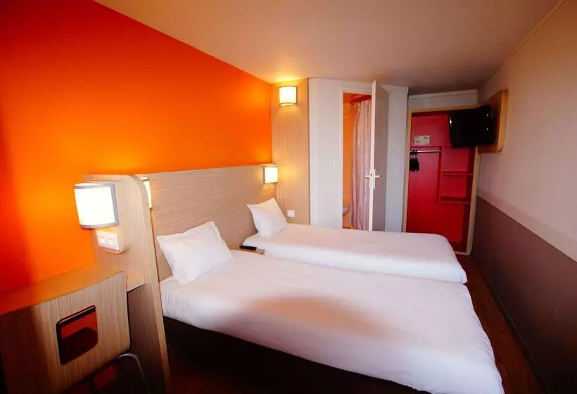 בית מלון כפרי Premiere Classe Saumur