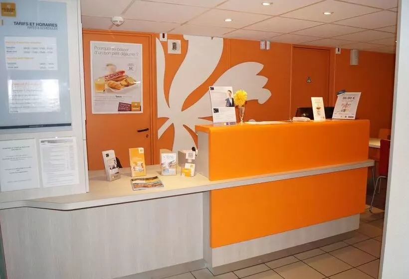 בית מלון כפרי Premiere Classe Saumur