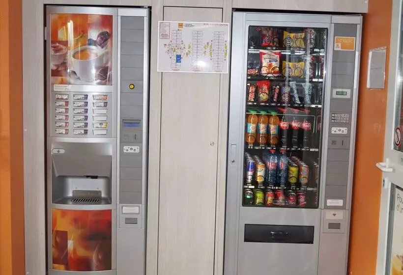 בית מלון כפרי Premiere Classe Saumur