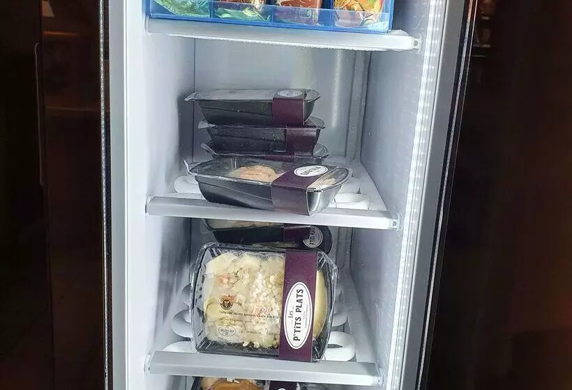 בית מלון כפרי Premiere Classe Saumur