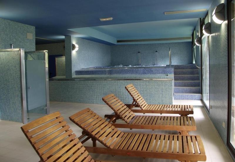 호텔 Sant Ferriol Spa & Restaurante