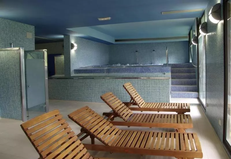 호텔 Sant Ferriol Spa & Restaurante