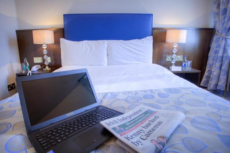 Отель The Lucan Spa