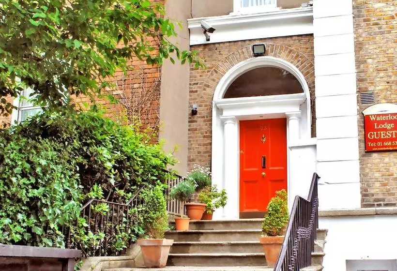 酒店 Waterloo Lodge