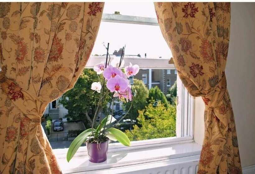 호텔 Waterloo Lodge