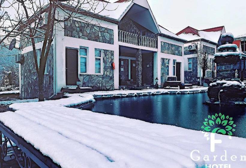 هتل F Garden  Sheki