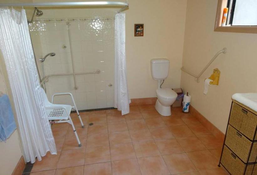 בית מלון כפרי Ripples N Tonic Farmstay