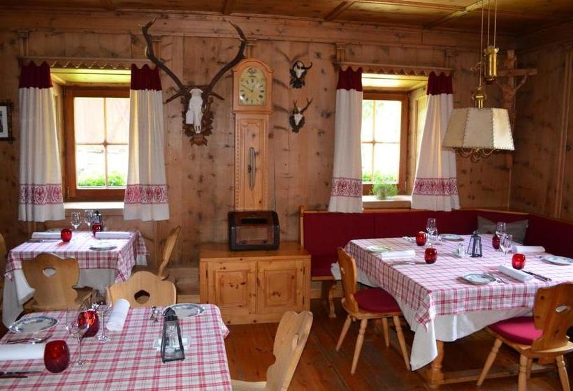 膳宿费 Ansitz Goller