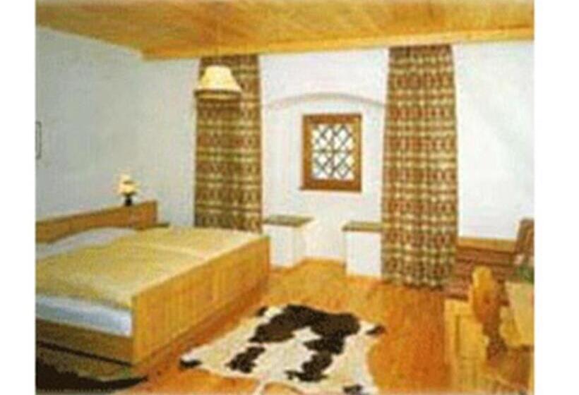 膳宿费 Ansitz Goller