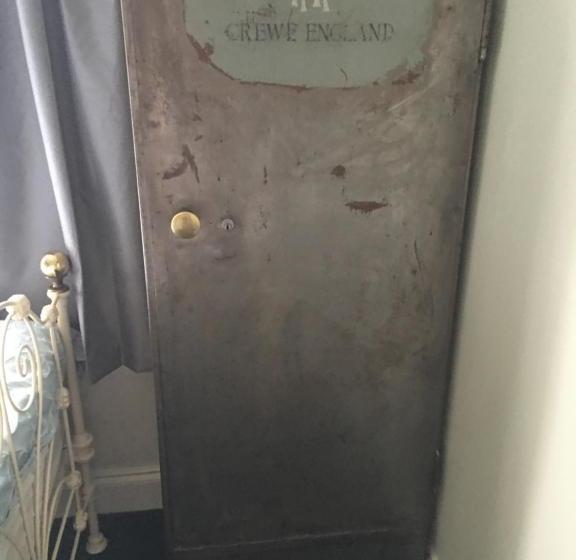 پانسیون Bedlam House