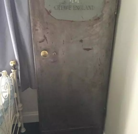 Majatalo Bedlam House