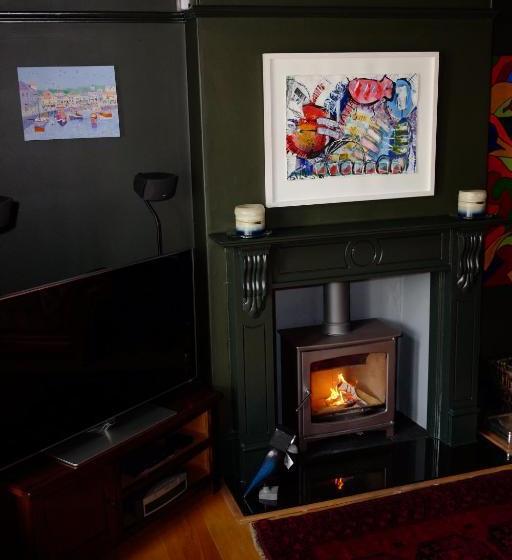 پانسیون Bedlam House