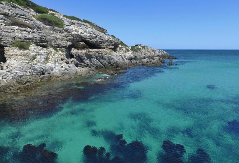 膳宿费 Cliff Lodge