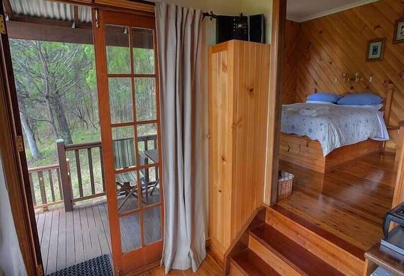 Wisteria Cottage And Cabins