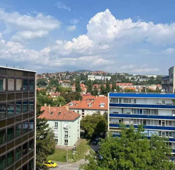 Hotelli Estella Superior