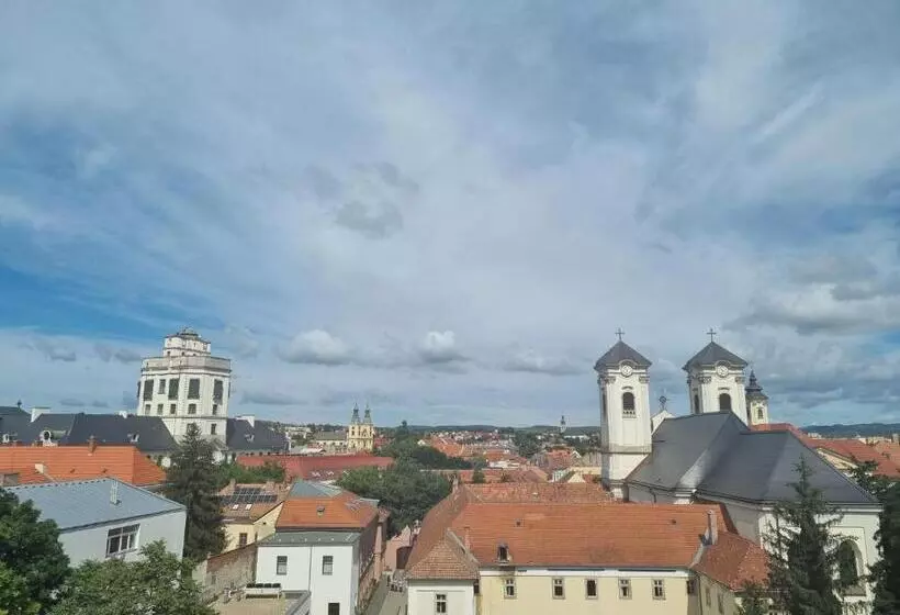 Hotelli Estella Superior