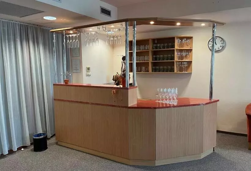 Hotelli Estella Superior