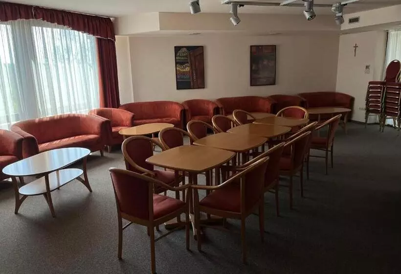 Hotelli Estella Superior