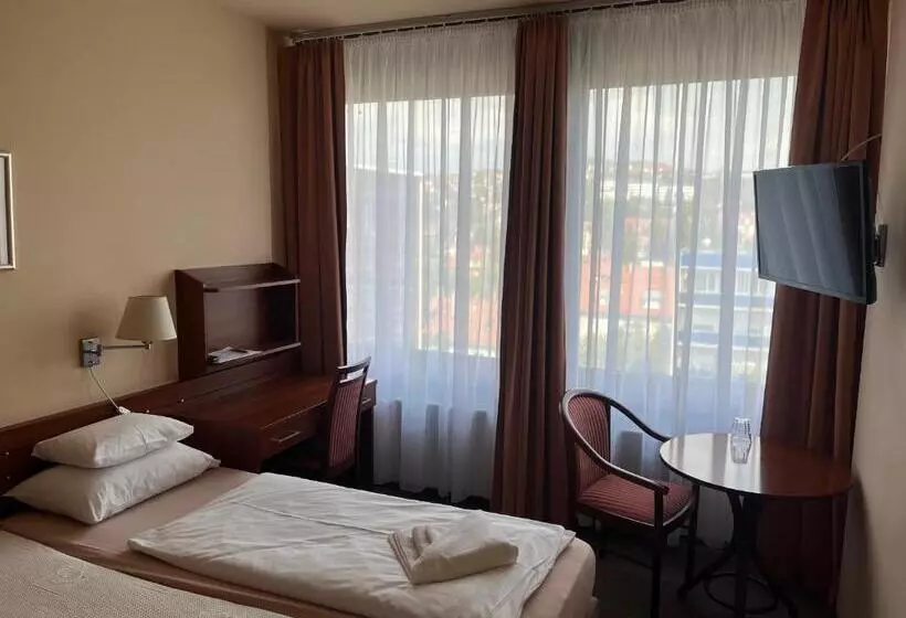 Hotelli Estella Superior