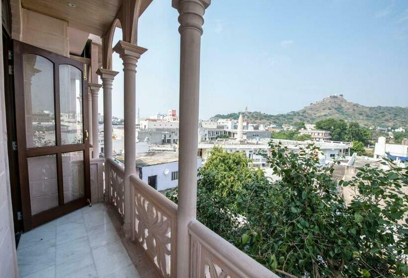 ホテル Jashoda Mystic Haveli