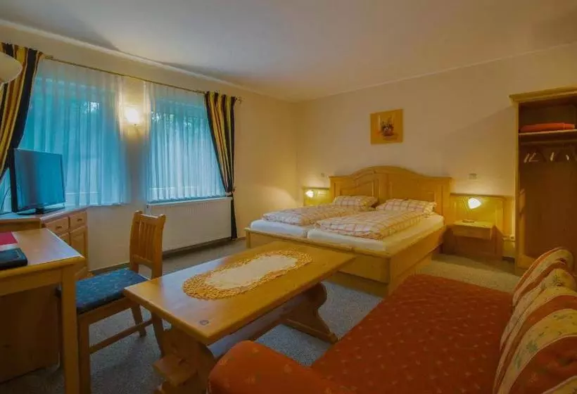 Hotelli Landgasthof Rieger