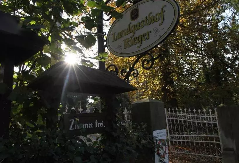 Hotelli Landgasthof Rieger