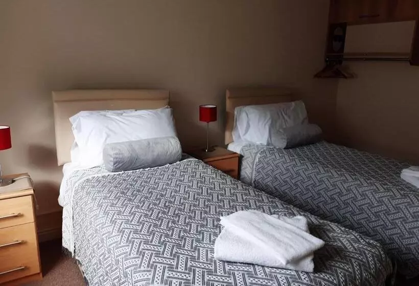 Aamiaismajoitus (B&B) Old Tredegar Arms