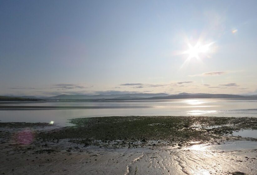 Хостел The Bay Horse Hotel And Restaurant