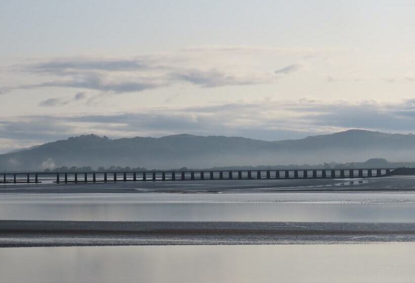 Хостел The Bay Horse Hotel And Restaurant