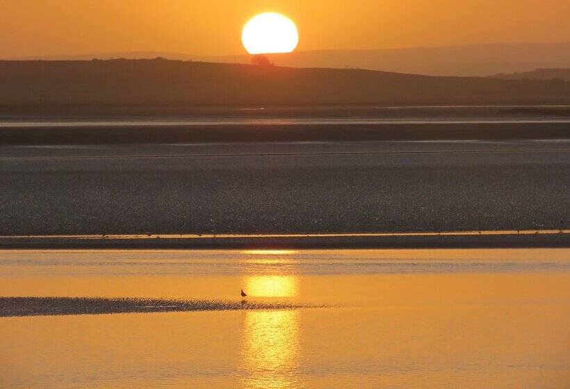 Хостел The Bay Horse Hotel And Restaurant