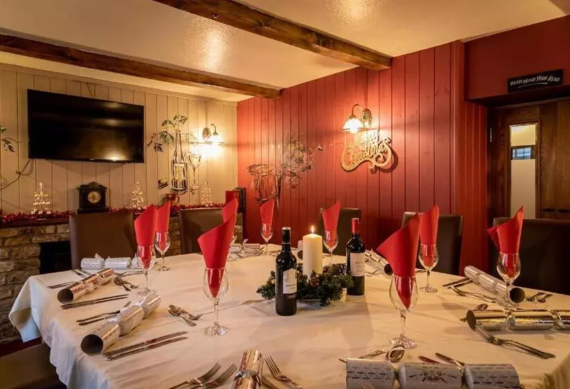 簡易ホテル The Collyweston Slater