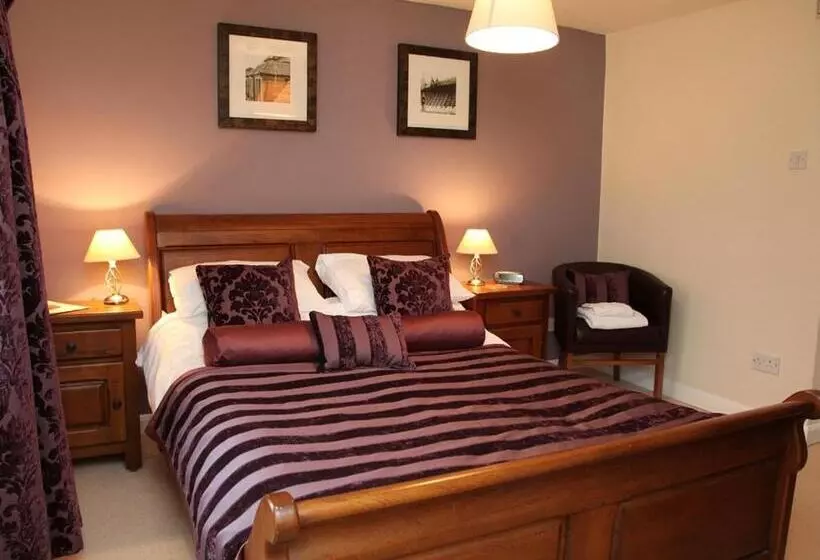 簡易ホテル The Collyweston Slater