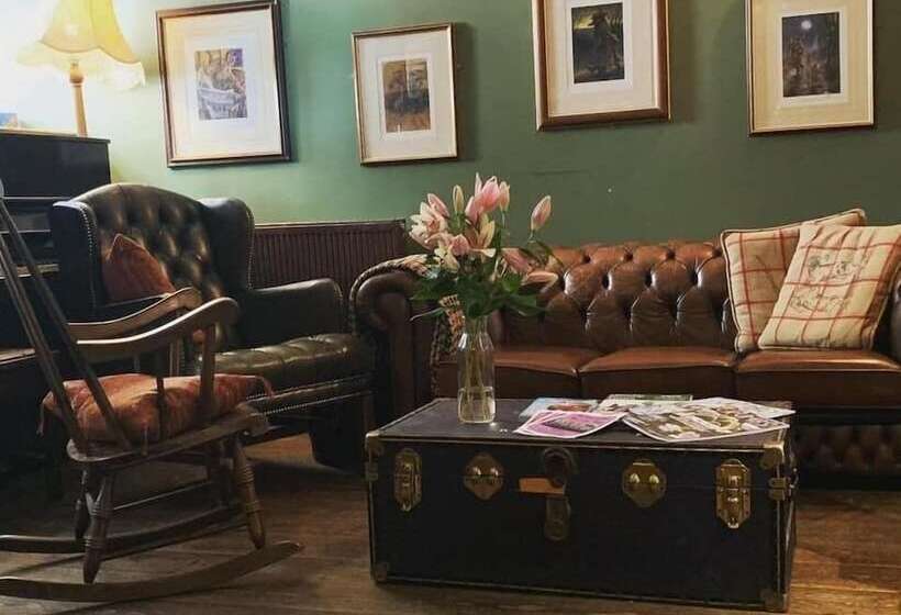 פונדק The Cross Keys