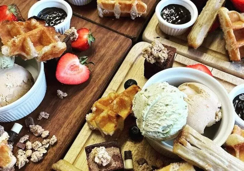 簡易ホテル The Cross Keys